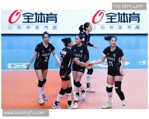 重庆排球队在锦标赛中的默契配合与战术执行分析